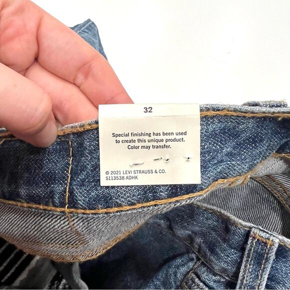 Levi Signature Mens 505 Regular Fit Shorts Medium Wash NWT SZ 32 - Picture 5 of 8